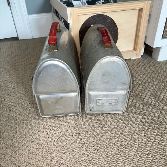 Two (2) Antique/Vintage School Lunch Boxes. - Picture 2 of 3